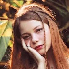 Maya Collins (@maya_cz9z)