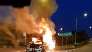Latihan pertama pada suatu hari, kamu ternampak seorang budak dilanggar kereta. 3 Sebab Mengapa Kereta Moden Boleh Terbakar Gohed Gostan
