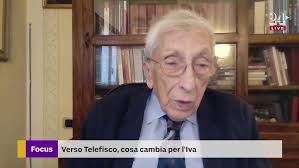 100 anni e non sentirli: Martha Ebner dirige ancora una rivista