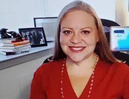 Does courtyard offer anything for platinum or titanium for breakfast?