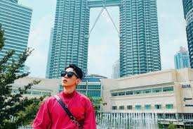 Jika anda mempunyai banyak masa, maka lawatan ke pawagam filem mungkin adalah idea yang bagus. 10 Tempat Wisata Di Kuala Lumpur Wajib Dikunjungi
