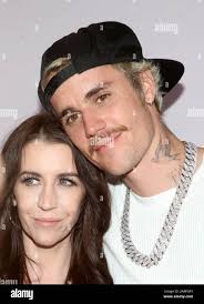 Pattie mallette and justin bieber hi-res stock photography and images