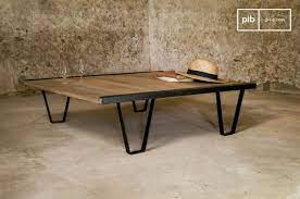 Table basse scandinave en teck, modèle smile. Bay Teck Coffee Table Old Solid Wood Blade Metal Frame Pib Sweden