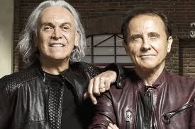 Riccardo fogli hanno cantano tutti i loro più grandi successi in una formazione a cinque. Musica I Due Pooh Facchinetti E Fogli Suonano Gratis A Partanna Stasera A Mezzanotte Corriere Etneo