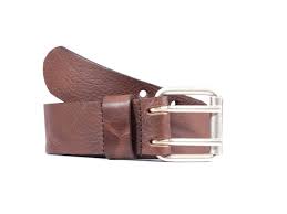 Réalisées en veau box, cuir venezia, daim ou cuir grené, elles seront à elles seules une parure à laquelle leur boucles palladiées ou leur ardillons en métal ajouteront encore de l'éclat. Ceinture Sur Mesure Militaire Homme En Cuir Ceinture Cuir