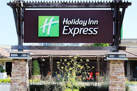 Quality inn's pet policy welcomes two pets, with a maximum weight per pet, and no pets allowed on beds. Suggest Hie Mill Valley Review And Revise Their Pet Policy Review Of Holiday Inn Express Mill Valley San Francisco Area Mill Valley Tripadvisor