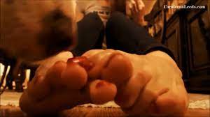Caroleena Leeds licklish feet by her dog - YouTube