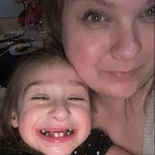 Mary Buehner's Instagram, Twitter & Facebook