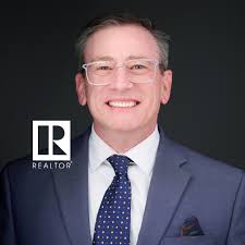 Race🐎or slither🐍to preorder the RLC exclusive 1993 Ford Mustang Cobra R:  https://bit.ly/3o5RCjf.