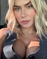 On my way to the hospital again because complications happen with healing  and infection possibly coming back. I find out soon if I need a second  surgery