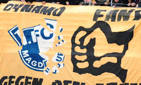 Apply for your loan, securely upload documents, calculate payments, receive real time status updates, and so much more! Dynamo Spieler Lassen Sich Mit Anti Fcm Banner Fotografieren Liga3 Online De