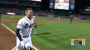 Freeman Hits Walk Off Home Run In The 11th Youtube
