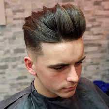Tómate el verano como un buen momento para experimentar con tu corte después de muchas temporadas en las que los corte de pelo de hombre que más se llevaban parecían sacados de comics manga y hechos con. Cortes De Pelo Hombre I Cortes Que Van A Petarlo En 2020