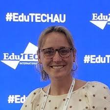 Joan Sutherland (@design4lx)