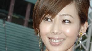 井上和香の濡れ場・無料エロい動画｜たらこ唇キス・とおっぱい - 2ページ目 (2ページ中) - ベロチュー接吻キスマニア