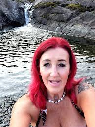 Hi there,I'm Paula and I would love to be friends