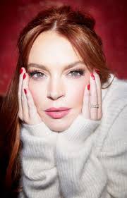 Lindsey Lohan Cosmo interview: her Netflix project, surviving '00s  paparazzi, her friendship w/Al Pacino, married life in Dubai, & what comes  next : r/popculturechat
