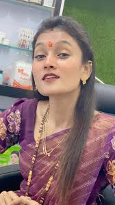 Tag kara navin navrila kivva honarya navri la 😅😅😅