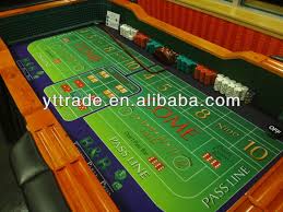 Casino Style Craps Table Top Quality Casino Felt Nice Finished Painting Storage Compartment Accessories Sale Table Poker Table Craps