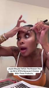 Jayda Wayda Lip Kit Packaging