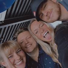 Kinsey Bolling and Ethan Burroughs's Wedding Website