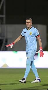 ويؤكد عدم حسم البقاء في الدوري. Pbs Twimg Com Media E2pql3iwyainouo Jpg