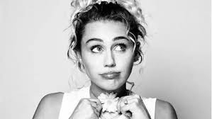 La sorprendente transformación de Miley Cyrus en los últimos meses