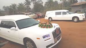That nnamdi kanu said he did not receive. Nnamdi Kanu S Parents Burial Progresses Video