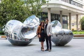 Listen to best of radics gigi now. Ezert Buszke Szobraszmuvesz Parjara Radics Gigi