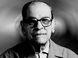 نجا نجيب من هذه المحاولة ولكن أعصابه على الطرف الأيمن العلوي من الرقبة قد تضررت بشدة إثر هذه الطعنة. Ù†Ø¬ÙŠØ¨ Ù…Ø­ÙÙˆØ¸ Ù…ØµØ± Ø§Ù„Ø¬Ø²ÙŠØ±Ø© Ù†Øª