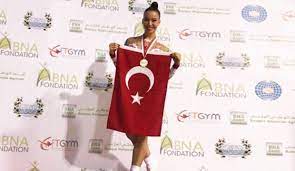 Dünya şampiyonu olarak bizleri gururlandıran ayşe begüm onbaşı'nın başarısında başta ailesi olmak üzere emeği olan herkese teşekkür ediyorum. Ayse Begum Onbasi Dunya Sampiyonu Diger Branslar Haberleri Haber7