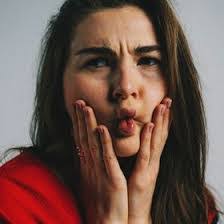 Olivia Goff's Instagram, Twitter & Facebook