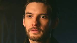 Netflix's see what's next twitter account dropped a picture of the cast and detailed each person's role in the series. Why General Kirigan From Shadow Bone Looks So Familiar