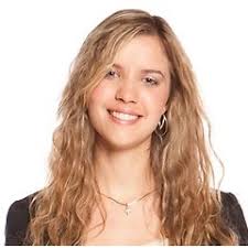 Artist: Rachael Leahcar