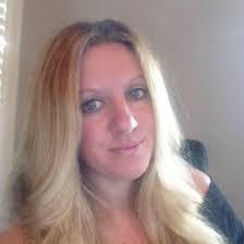 Andrea Timmons's Instagram, Twitter & Facebook