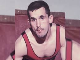 EHS wrestler Odom hopes for high finish in IHSA wrestling competition