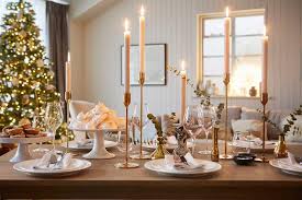 Use them in commercial designs under lifetime, perpetual & worldwide rights. 50 Beautiful Christmas Table Decorating Ideas Loveproperty Com