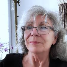 We are deeply saddened as we learn that our dear friend and photographer,  Vicki Basile, has passed away. In this sorrowful time, we extend our  heartfelt condolences to her family and loved