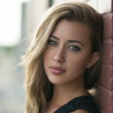 victoria dresden (@victoriadrez)