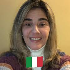 Encountering local skunks in Connecticut yard