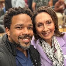 Kelly Pittard's Instagram, Twitter & Facebook