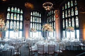 Elegant Chicago Wedding At The University Club Elizabeth Anne Designs The Wedding Blog Chicago Wedding Venues Illinois Wedding Venues Vintage Wedding Venues
