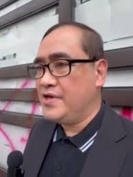 PANOORIN: Tiniyak ng pamilya Discaya na mananagot sa batas ang may pakana  ng protesta kaninang umaga, September 4, kung saan binato ng putik at  pinintahan ang bakod at gate ng kanilang compound sa ...