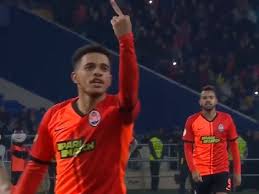 Тайсон барсельос фреда / barcellos taison. Match Shahter Dinamo Ostanavlivali Iz Za Proyavlenij Rasizma Gordon