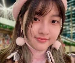 Katie Chen's Instagram, Twitter & Facebook