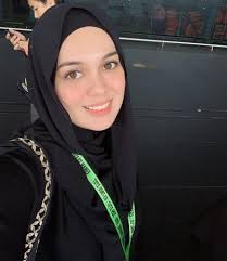 Download encik suami mat salih celup. Semoga Nelydia Bahagia Ucapan Qi Razali Buat Bekas Kekasihnya Yang Bakal Berkahwin Lepat Pisang