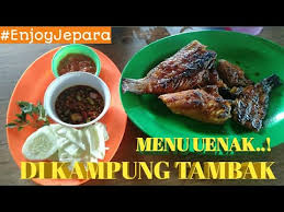 Selama membakar ikan, berikan bumbu bakar pada ikan dengan mengoleskannya secara merata. Lezatnya Ikan Bakar Arang Bumbu Kuning Di Kampung Tambak Jepara Youtube