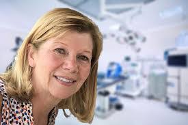 Sue Smith's Instagram, Twitter & Facebook