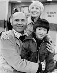 Gavin macleod, a character actor whose prolific career in menacing roles took an unexpected turn in the 1970s and 1980s when he became one of the most beloved faces on tv, as a wisecracking tv. Gavin Macleod Filmography Wikipedia