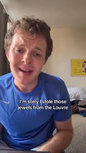 Ballad for the louvre #france #paris #louvre